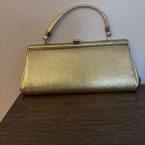 Vintage 60’s Metallic Gold Elegant Purse Evening Clutch Beautiful Hidden Handle